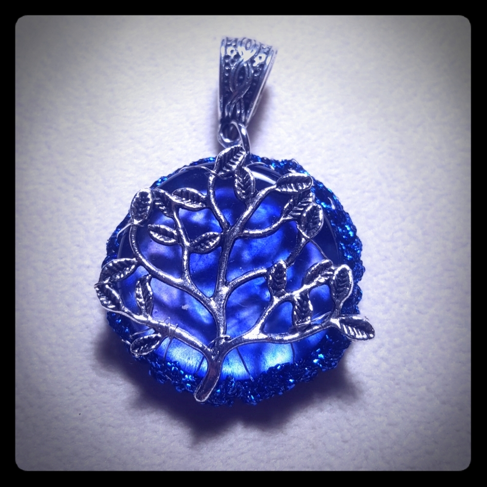 Tree of Life Pendant on handpainted glass crochet